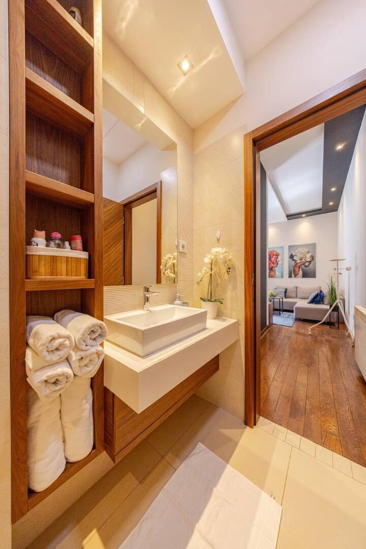 Lux Apartment In City Center Beograd Eksteriør bilde